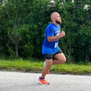 Johnny Cruz Profile Image