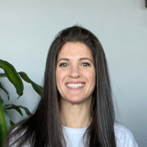 Elizabeth Day Profile Image