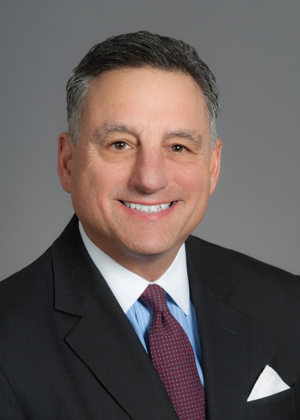 Robert Nahigian